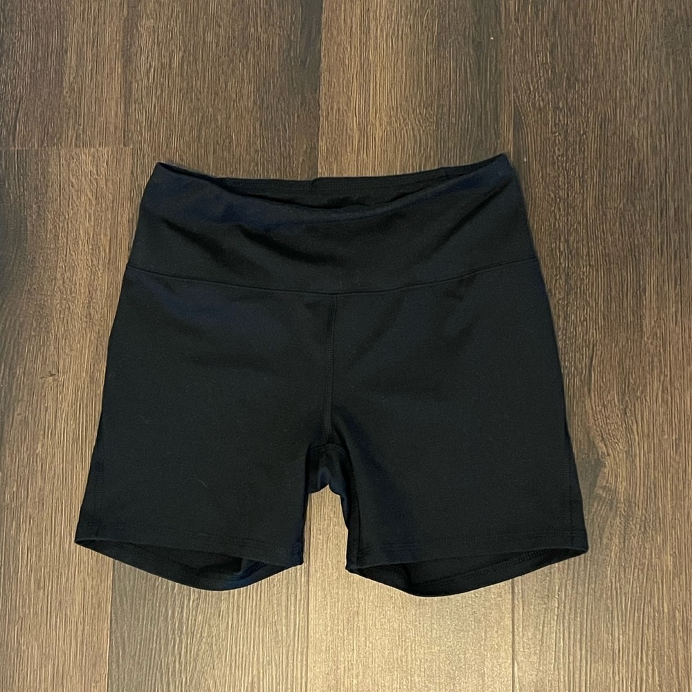 Dicks Sporting Goods Bike Shorts
Size Medium 
Gently Worn